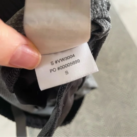 Vuori shorts - Picture 6 of 6